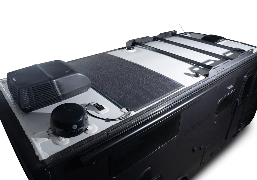 Entegra Coach Condor roof with air conditioning unit