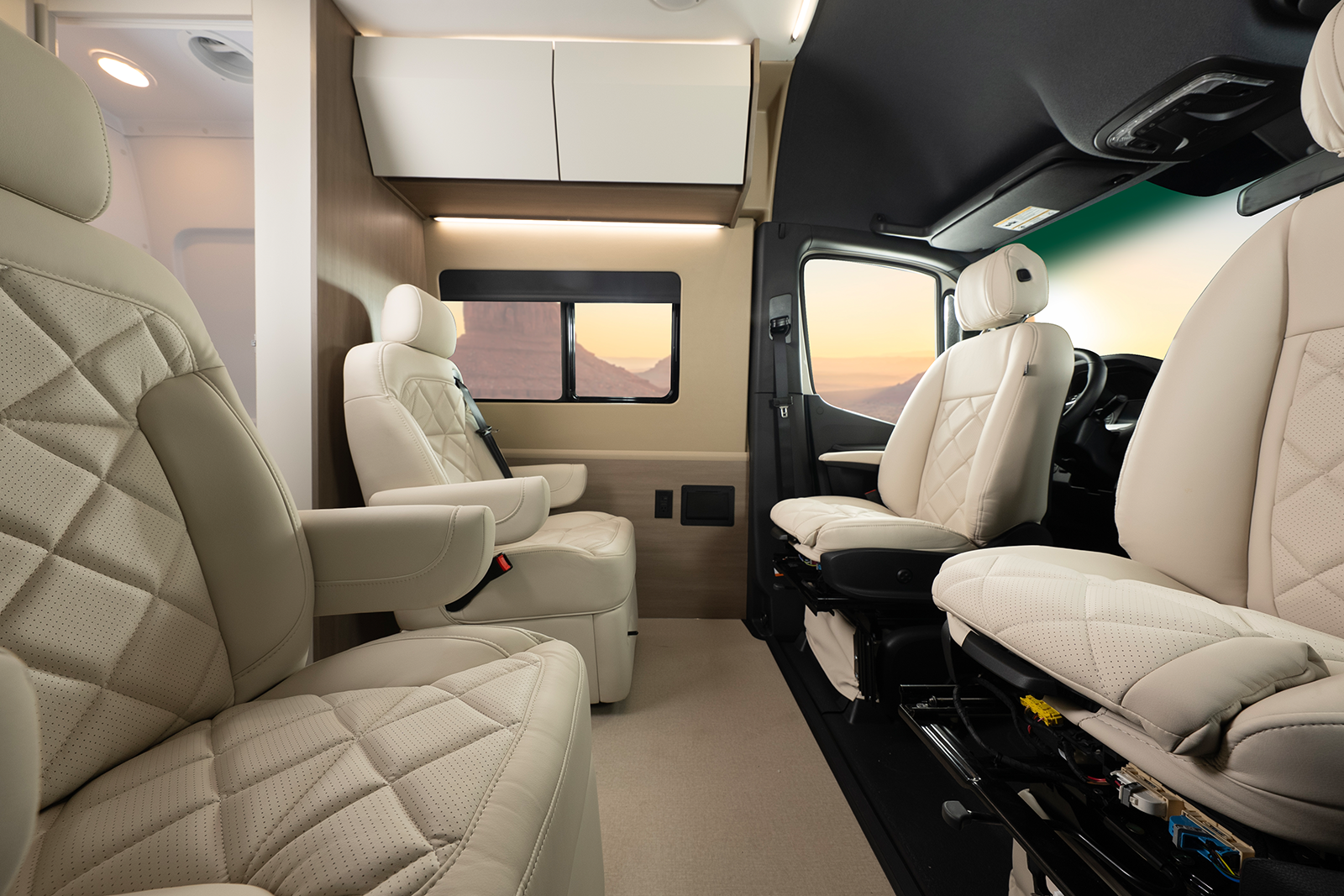 27 Insignia Front Seating