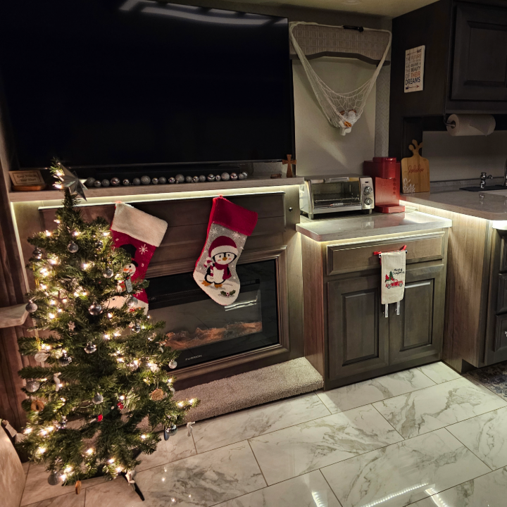 Christmas Cheer in Your Entegra Coach, Made Easy - Thumbnail