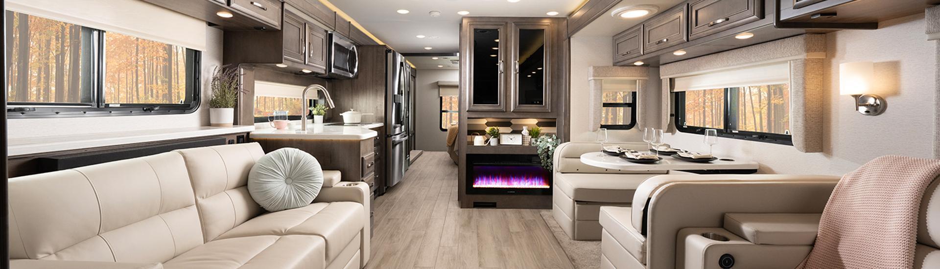 2025 Accolade XL - models-page-header