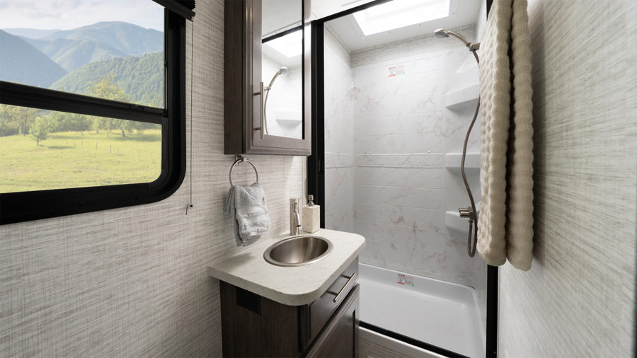 2026 Vision SE - Vision SE bath WEB