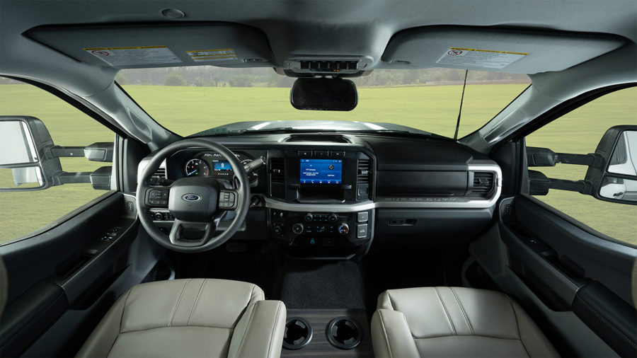 2026 Esteem XL - MY26 Esteem XL dash WEB