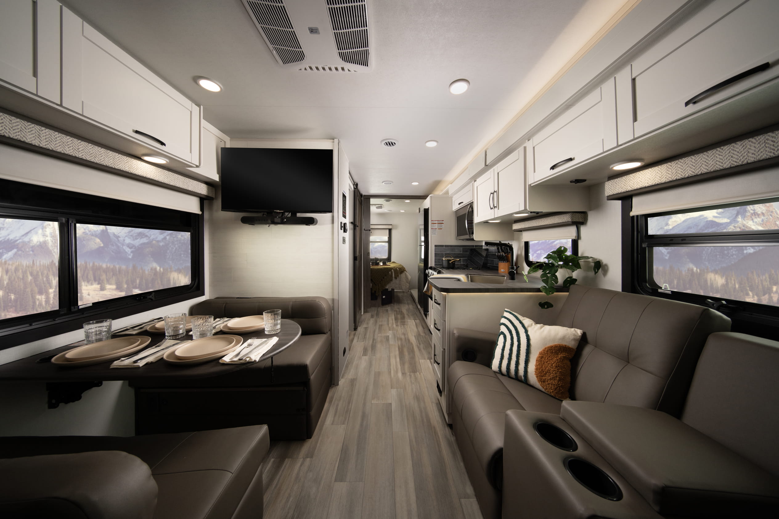 entegra-vision-interior.jpg (1)