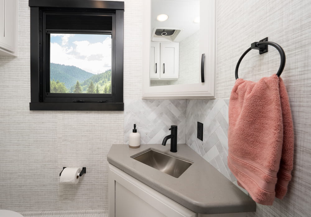Accolade - Gallery Bath Sink