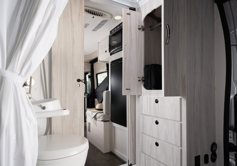 Entegra Coach Arc bathroom alternate view