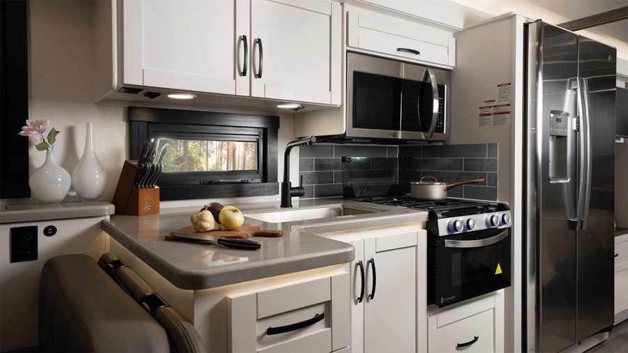 2026 Vision XL - MY26 Vision XL Kitchen WEB