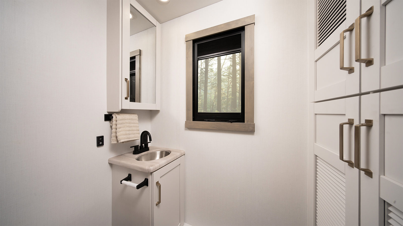 MY27 Vision XL 1 2 Bath WEB